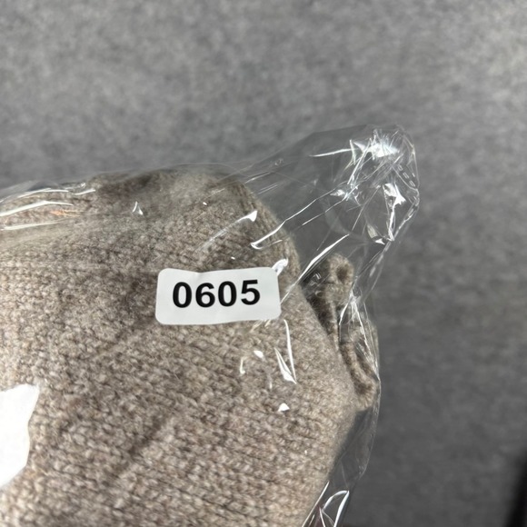 LL Bean Mens Lambswool Henley Sweater Oatmeal Heather Mock Neck Fisherman - Picture 8 of 8